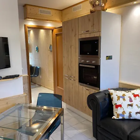 Sailing Yacht ريالمونتي