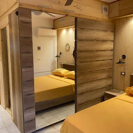 Apartment Sailing Yacht