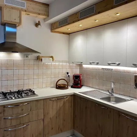 Apartment Sailing Yacht